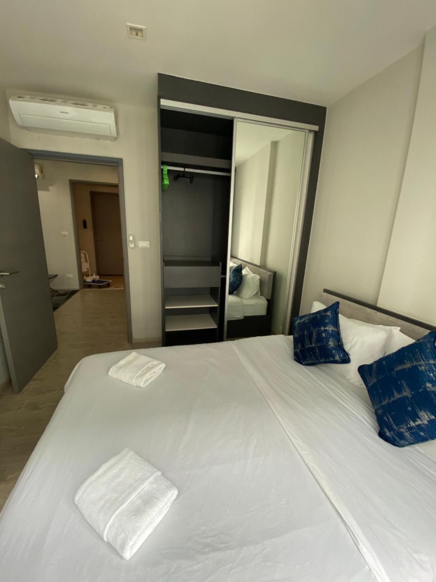 Apartemen The Base In